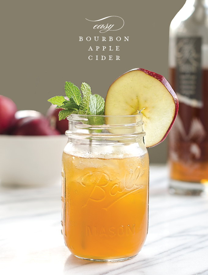 Easy Bourbon Apple Cider. The perfect cocktail for fall and winter seasons.