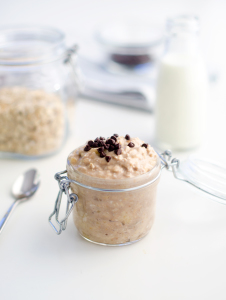 Here's a quick, healthy, make ahead, eat-on-the-go breakfast idea: Overnight Oats. This recipe is for Peanut Butter Banana Overnight Oats, but the possibilities are endless! Make sure to use traditional oats.| www.chicandsugar.com